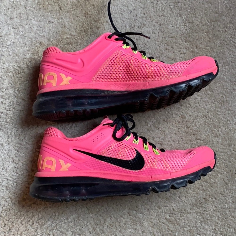 Nike airmax running shoes size 8.5 women’s